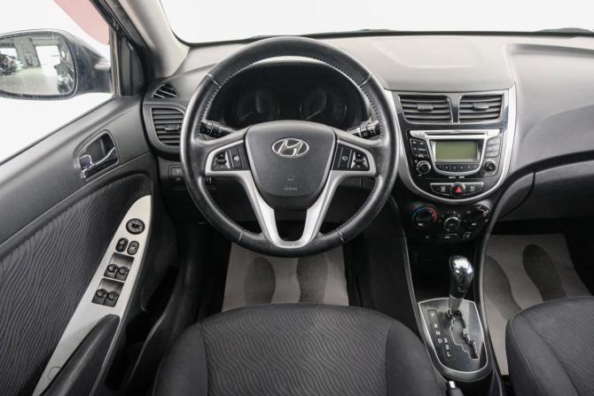 Hyundai Solaris I с пробегом 2011 года, цена 799 000 рублей, 202000 км, седан, Автокод Объявления