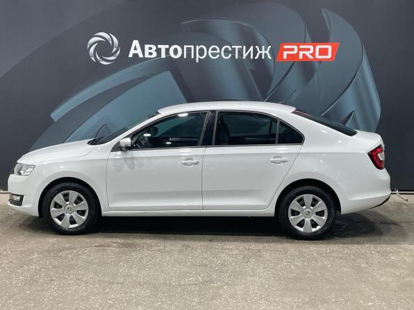 Skoda Rapid I Рестайлинг с пробегом 2018 года, цена 1 025 000 рублей, 164200 км, лифтбек, Автокод Объявления