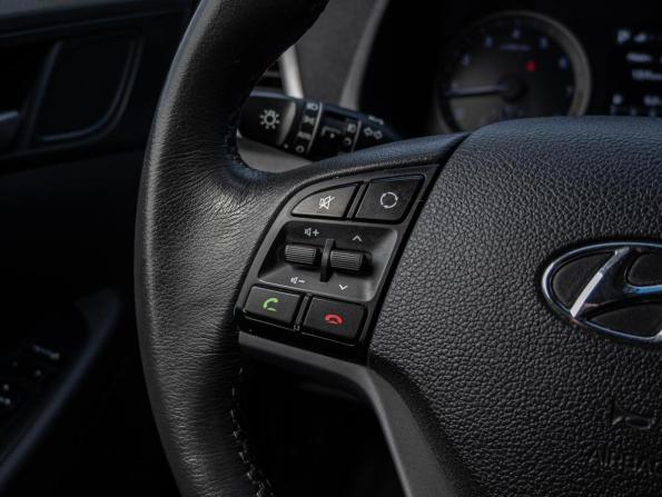 Hyundai Tucson III с пробегом 2016 года, цена 1 800 000 рублей, 131510 км, внедорожник, Автокод Объявления