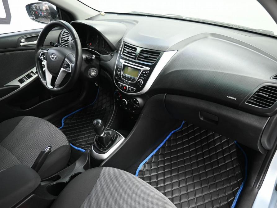 Hyundai Solaris I Ростов-на-Дону  - изображение 8