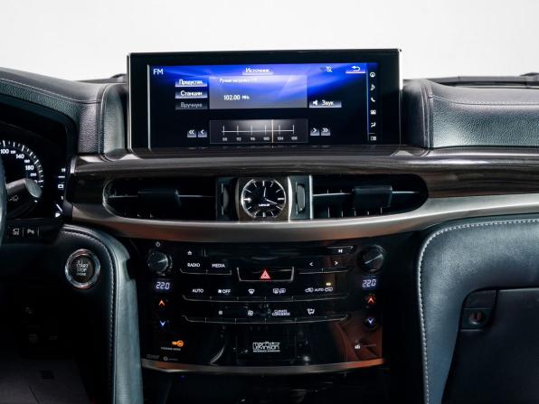 Lexus LX III Рестайлинг 2 с пробегом 2015 года, цена 6 990 000 рублей, 186300 км, внедорожник, Автокод Объявления