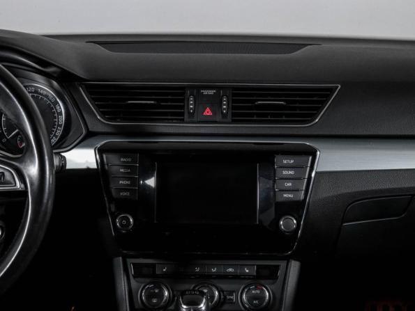 Skoda Superb III с пробегом 2015 года, цена 1 580 000 рублей, 165990 км, лифтбек, Автокод Объявления