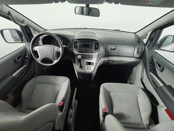 Hyundai H-1 II Рестайлинг 2 с пробегом 2021 года, цена 3 299 000 рублей, 171288 км, минивэн, Автокод Объявления