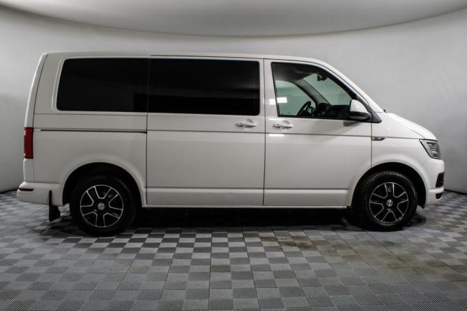 Volkswagen Caravelle T6 с пробегом 2016 года, цена 1 900 000 рублей, 267001 км, минивэн, Автокод Объявления