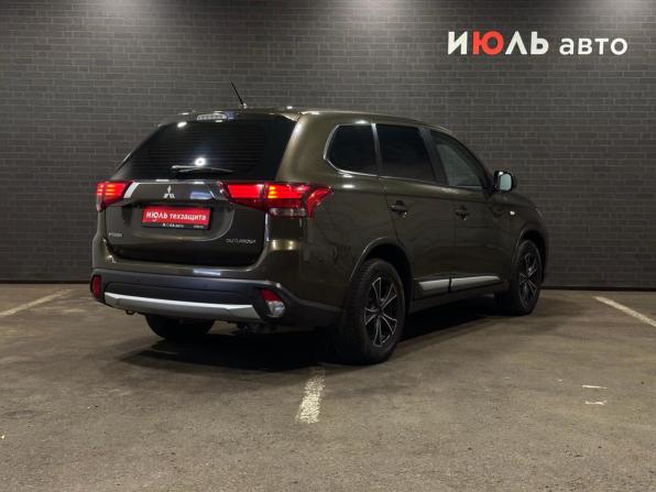 Mitsubishi Outlander III Рестайлинг 2 с пробегом 2016 года, цена 1 600 000 рублей, 218776 км, внедорожник, Автокод Объявления