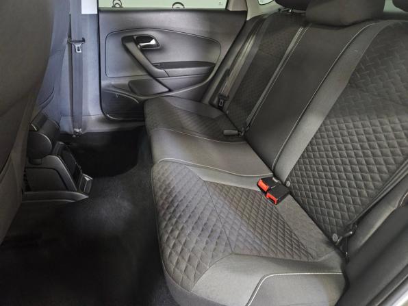 Volkswagen Polo V Рестайлинг с пробегом 2018 года, цена 892 000 рублей, 188949 км, седан, Автокод Объявления