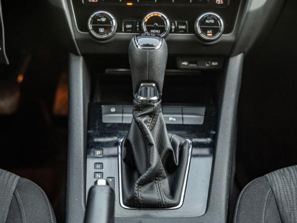 Skoda Octavia III (A7) Рестайлинг с пробегом 2017 года, цена 1 818 000 рублей, 187354 км, лифтбек, Автокод Объявления