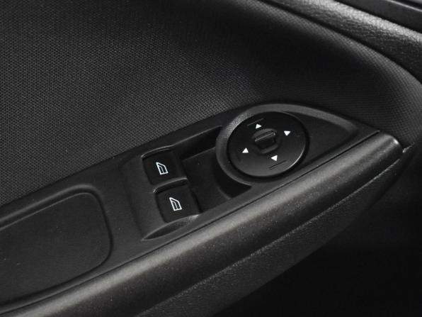 Ford Focus III Рестайлинг с пробегом 2018 года, цена 1 050 000 рублей, 111981 км, универсал, Автокод Объявления