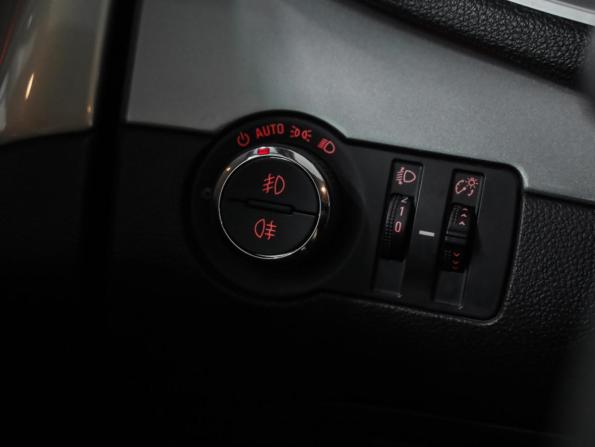 Opel Mokka I с пробегом 2013 года, цена 989 000 рублей, 155256 км, внедорожник, Автокод Объявления
