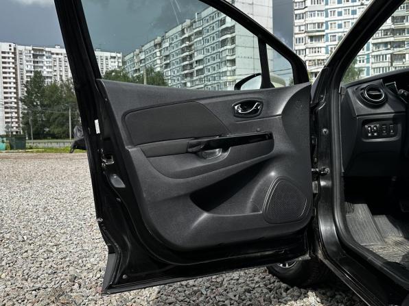 Renault Kaptur I с пробегом 2017 года, цена 1 249 000 рублей, 227169 км, внедорожник, Автокод Объявления