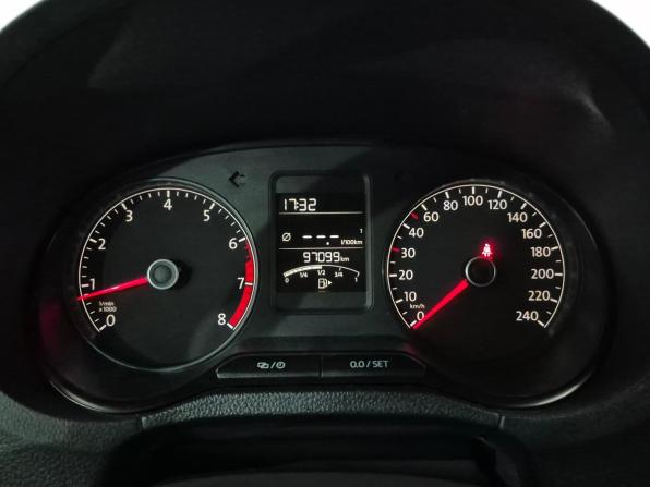 Volkswagen Polo V Рестайлинг с пробегом 2015 года, цена 930 000 рублей, 97098 км, седан, Автокод Объявления