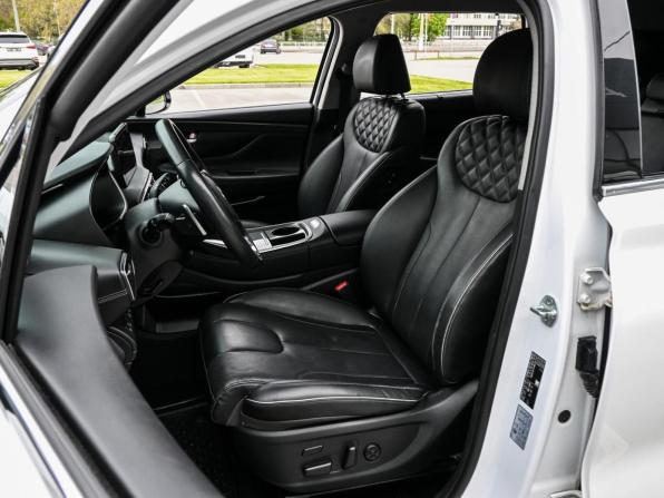 Hyundai Santa Fe IV Рестайлинг с пробегом 2021 года, цена 3 469 000 рублей, 125369 км, внедорожник, Автокод Объявления