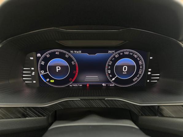 Skoda Superb III Рестайлинг с пробегом 2024 года, цена 3 620 000 рублей, 38400 км, лифтбек, Автокод Объявления