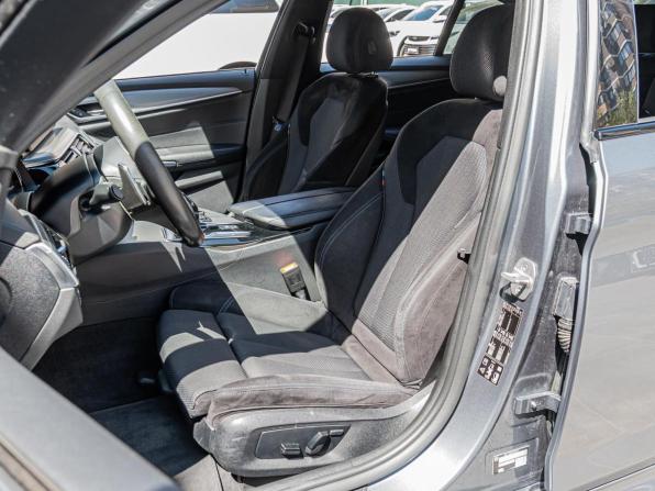 BMW 5 серии VII (G30/G31/G38) с пробегом 2018 года, цена 2 780 000 рублей, 168062 км, седан, Автокод Объявления