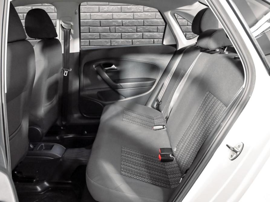 Volkswagen Polo V Рестайлинг Екатеринбург  - изображение 18