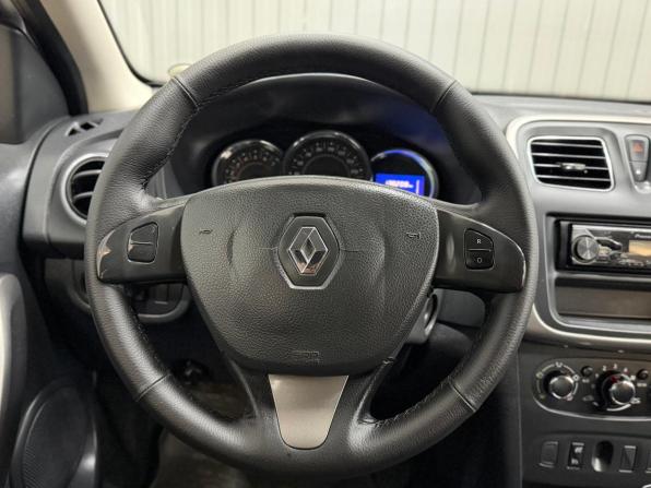 Renault Sandero II с пробегом 2016 года, цена 869 000 рублей, 146123 км, хэтчбек, Автокод Объявления
