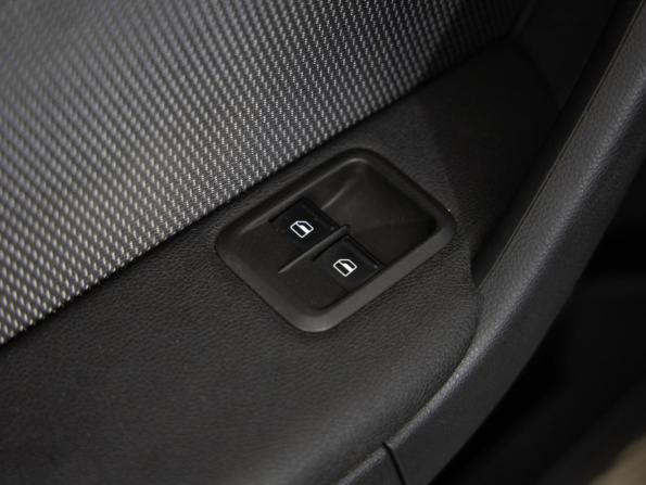 Skoda Yeti I с пробегом 2012 года, цена 999 000 рублей, 185110 км, внедорожник, Автокод Объявления