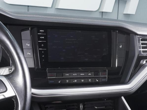 Volkswagen Touareg III с пробегом 2018 года, цена 4 949 000 рублей, 103093 км, внедорожник, Автокод Объявления