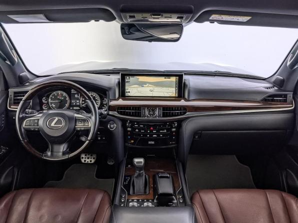 Lexus LX III Рестайлинг 2 с пробегом 2016 года, цена 8 450 000 рублей, 106604 км, внедорожник, Автокод Объявления