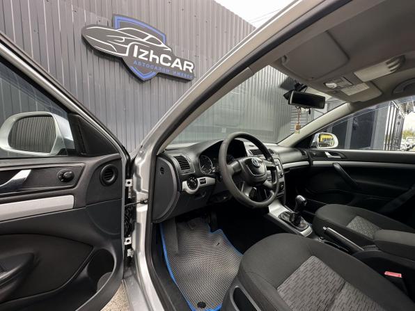 Skoda Octavia II (A5) Рестайлинг с пробегом 2013 года, цена 649 000 рублей, 177100 км, лифтбек, Автокод Объявления