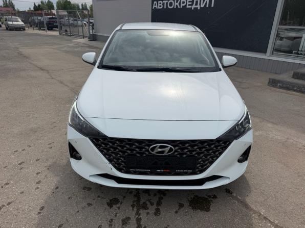 Hyundai Solaris II Рестайлинг с пробегом 2021 года, цена 1 620 000 рублей, 92092 км, седан, Автокод Объявления