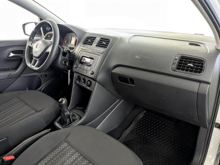 Volkswagen Polo V Рестайлинг Москва  - изображение 11