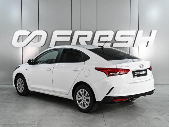 Hyundai Solaris II Рестайлинг с пробегом 2021 года, цена 1 599 000 рублей, 90179 км, седан, Автокод Объявления