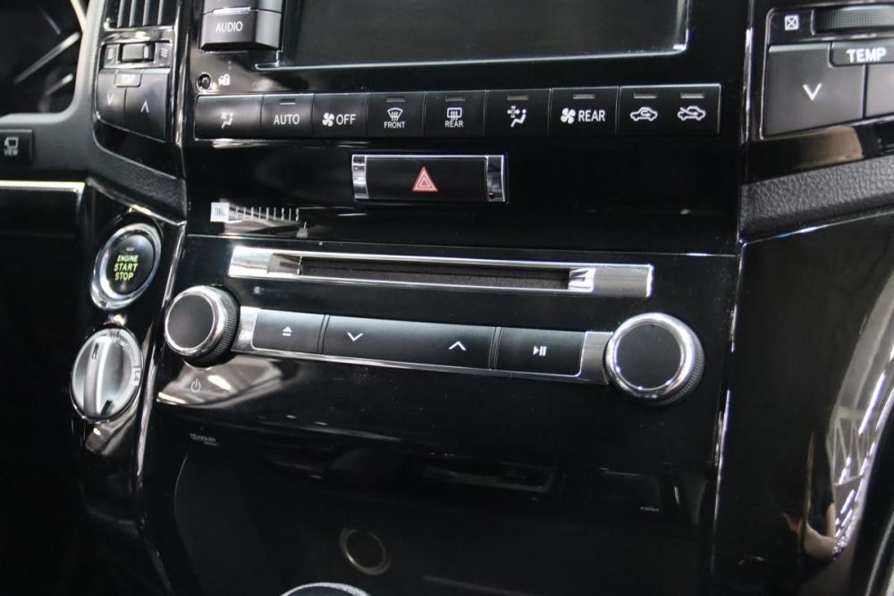 Toyota Land Cruiser 200 Series Рестайлинг 1 Сургут  - изображение 26