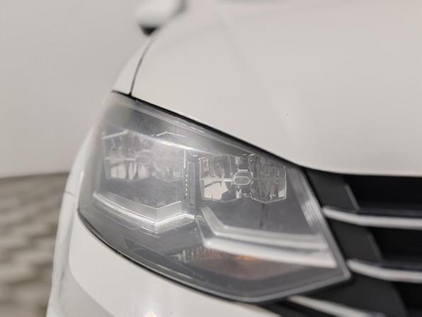 Volkswagen Polo V Рестайлинг с пробегом 2019 года, цена 1 175 000 рублей, 112007 км, седан, Автокод Объявления
