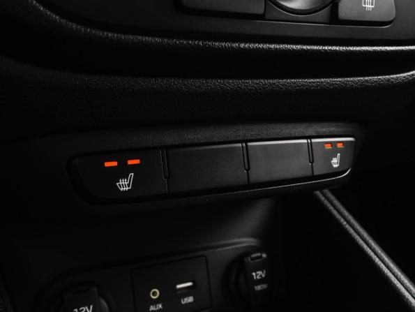 Hyundai Solaris II с пробегом 2018 года, цена 1 269 000 рублей, 140081 км, седан, Автокод Объявления