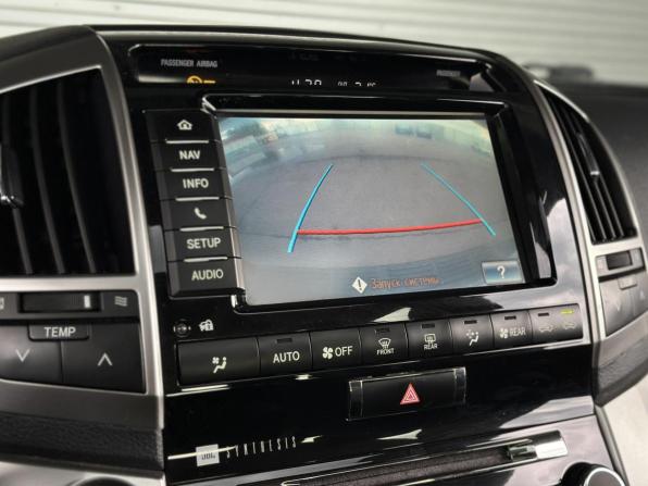 Toyota Land Cruiser 200 Series Рестайлинг 1 с пробегом 2014 года, цена 4 299 000 рублей, 214452 км, внедорожник, Автокод Объявления