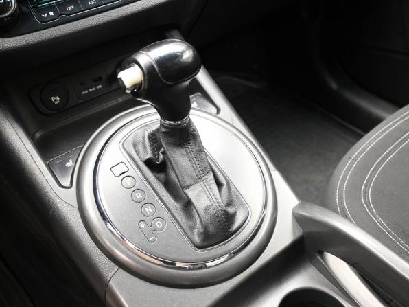Kia Sportage III с пробегом 2012 года, цена 1 329 000 рублей, 236196 км, внедорожник, Автокод Объявления