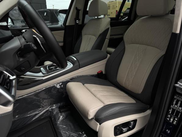 BMW X7 I (G07) Рестайлинг с пробегом 2023 года, цена 18 490 000 рублей, 6883 км, внедорожник, Автокод Объявления