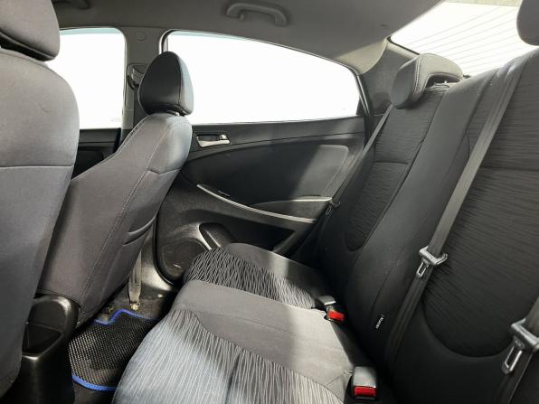 Hyundai Solaris I Рестайлинг с пробегом 2014 года, цена 759 900 рублей, 258616 км, седан, Автокод Объявления