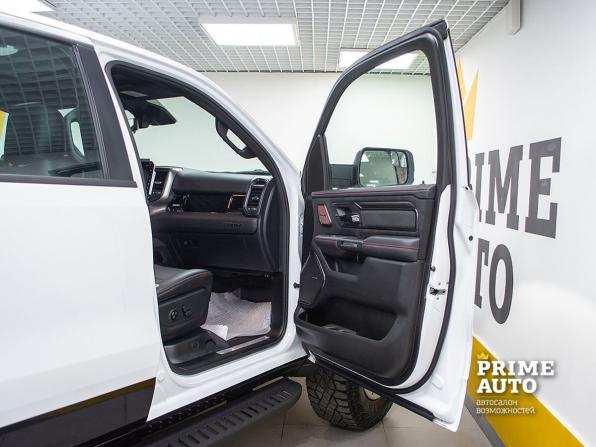 Ram 1500 V Рестайлинг с пробегом 2025 года, цена 10 999 000 рублей, 42 км, offers.body_type.unknown, Автокод Объявления