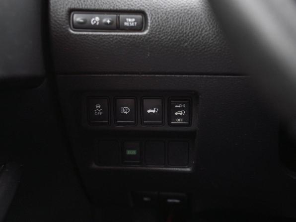 Nissan X-Trail III Рестайлинг с пробегом 2018 года, цена 1 755 000 рублей, 172959 км, внедорожник, Автокод Объявления