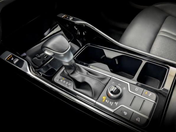 Kia Sorento IV с пробегом 2021 года, цена 3 955 000 рублей, 38135 км, внедорожник, Автокод Объявления