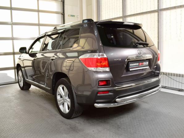 Toyota Highlander II (XU40) Рестайлинг с пробегом 2011 года, цена 1 933 999 рублей, 194041 км, внедорожник, Автокод Объявления