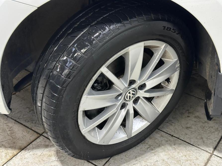 Volkswagen Polo V Рестайлинг Санкт-Петербург  - изображение 5