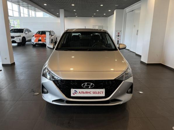 Hyundai Solaris II Рестайлинг с пробегом 2021 года, цена 1 533 000 рублей, 135001 км, седан, Автокод Объявления