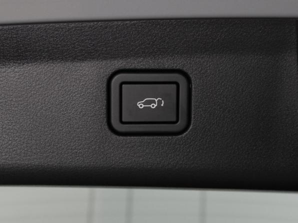 Mazda EZ-60 с пробегом 2026 года, цена 6 300 000 рублей, 104 км, внедорожник, Автокод Объявления