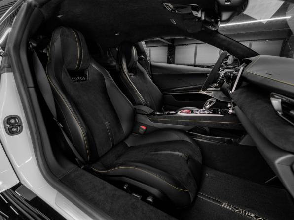 Lotus Emira с пробегом 2023 года, цена 16 840 000 рублей, 4148 км, купе, Автокод Объявления