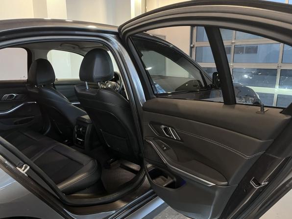 BMW 3 серии VII (G2x) с пробегом 2021 года, цена 3 200 000 рублей, 136352 км, седан, Автокод Объявления