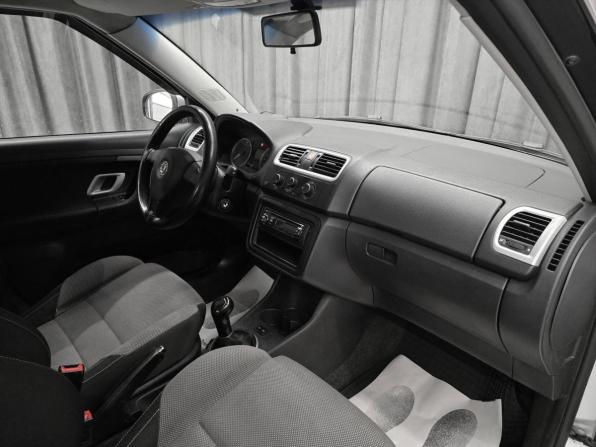 Skoda Fabia II с пробегом 2009 года, цена 449 000 рублей, 260000 км, универсал, Автокод Объявления