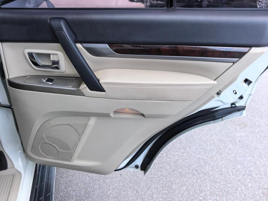 Mitsubishi Pajero IV Рестайлинг 2 Санкт-Петербург  - изображение 20