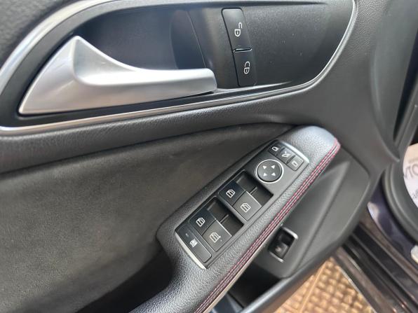 Mercedes-Benz CLA I (C117 X117) с пробегом 2015 года, цена 1 600 000 рублей, 153965 км, седан, Автокод Объявления