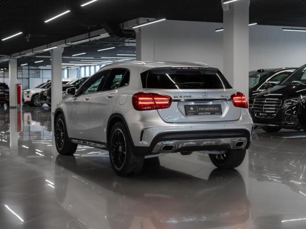 Mercedes-Benz GLA I (X156) Рестайлинг с пробегом 2018 года, цена 2 790 000 рублей, 81658 км, внедорожник, Автокод Объявления