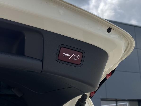 Mercedes-Benz GLA I (X156) с пробегом 2016 года, цена 2 399 000 рублей, 94131 км, внедорожник, Автокод Объявления