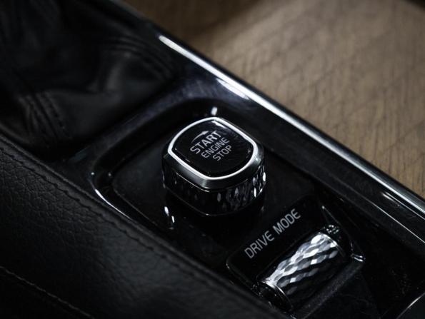 Volvo XC90 II Рестайлинг 1 с пробегом 2020 года, цена 4 099 585 рублей, 176280 км, внедорожник, Автокод Объявления