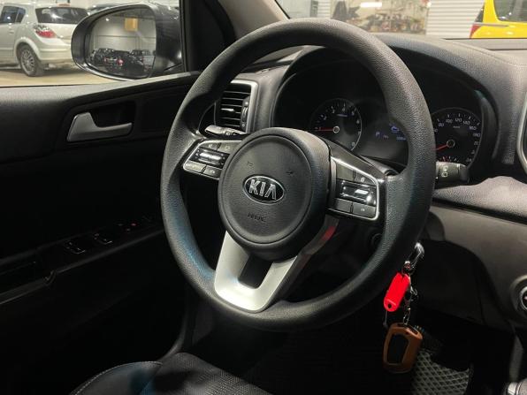 Kia Sportage IV Рестайлинг с пробегом 2021 года, цена 2 080 000 рублей, 128640 км, внедорожник, Автокод Объявления